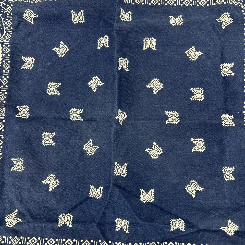 Vintage Wamcraft Navy Blue Bandana 100% Cotton RN 14193 Made in‎ USA